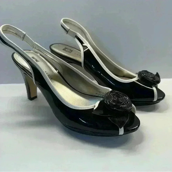 Anne Klein Women’s Size 6 Papillon Black White Peep Toe Slingback Heels Feminine - Picture 2 of 8